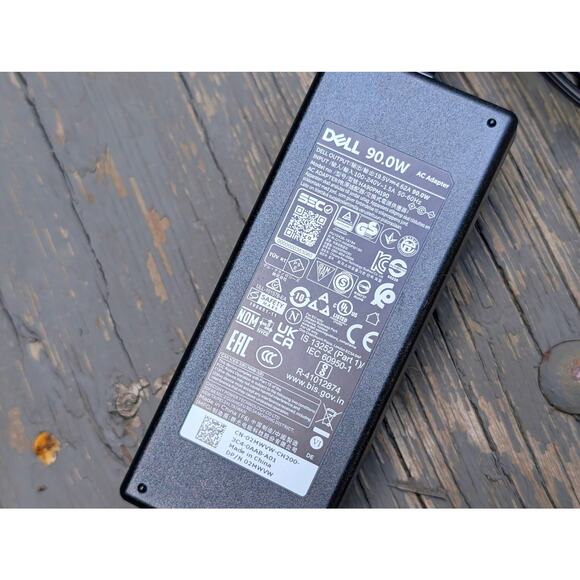 Genuine Dell 90W "Slim Tip" Laptop AC Adapter Charger (LA90PM130) - Picture 7 of 7